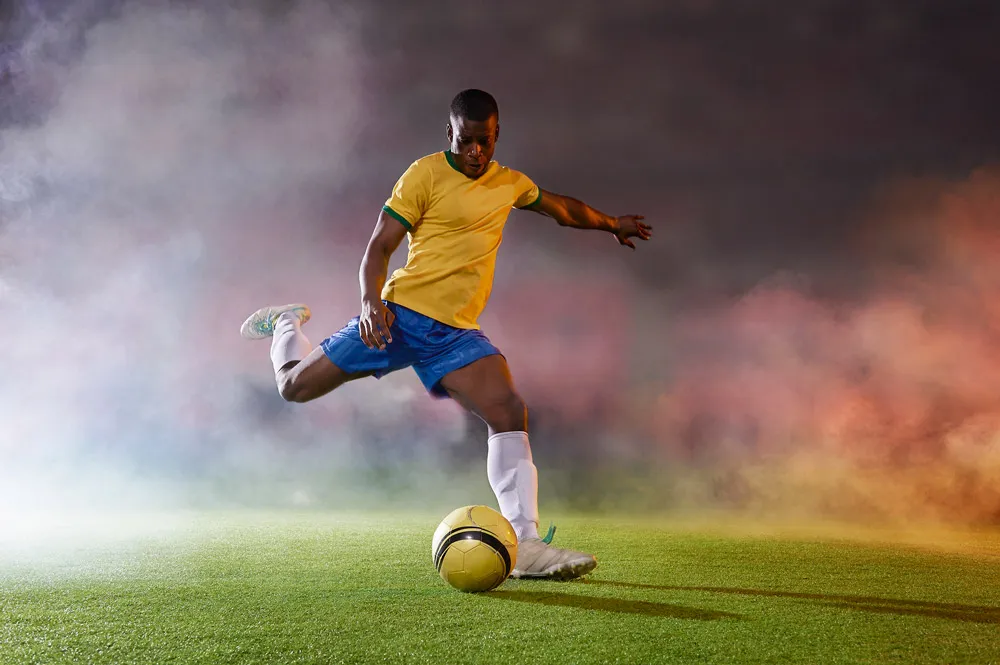 以其极强的 以其极强的